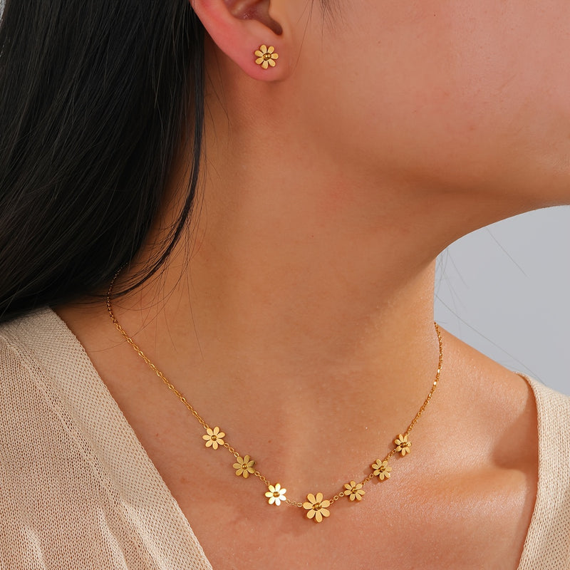 A Stylish 3pcs Jewelry Set Featuring a Delicate Daisy Design, Including a Necklace And Earrings, Perfect for Vacations, Parties, Everyday Wear, And Graduation Gifts.