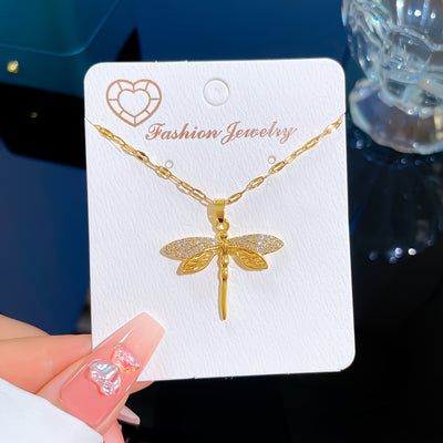 Women'S Elegant Dragonfly Pendant Necklace with Synthetic Zirconia - 18K Golden Plated Stainless Steel Chain, Interlocking Link Design, All-season Versatile Jewelry Gift For Her, Cute Necklace, Daily Wear Jewelry, Sophisticat