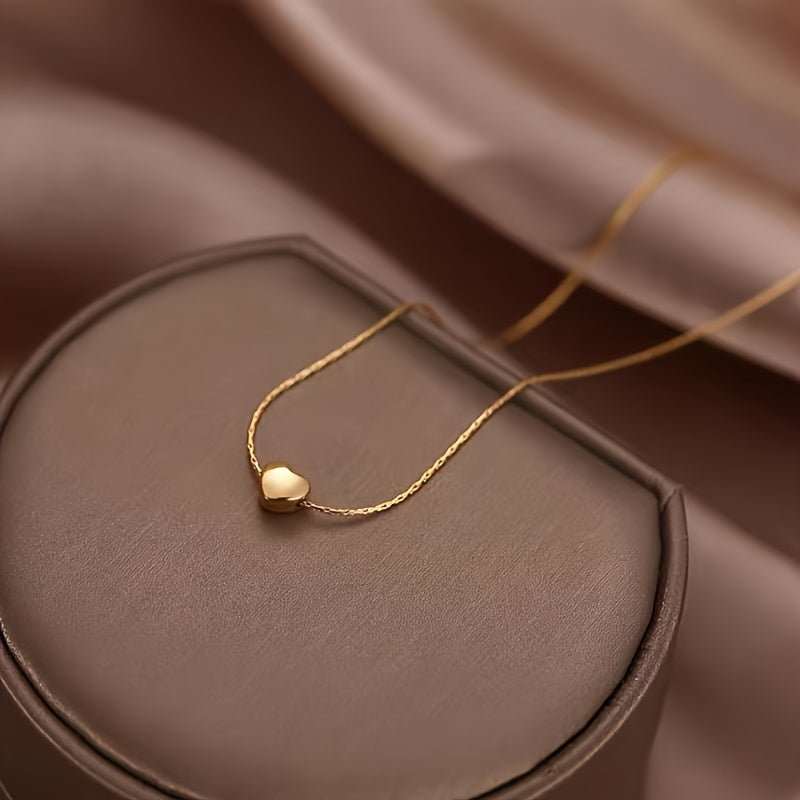 A 304 Stainless Steel Pendant Necklace With A Sweet Style, Casting Process, Delicate And Small Brushed Small Peach Heart Shape, Specially Designed For Women, Small And Extraordinary Love Treasures, Suitable For Young Ladies T