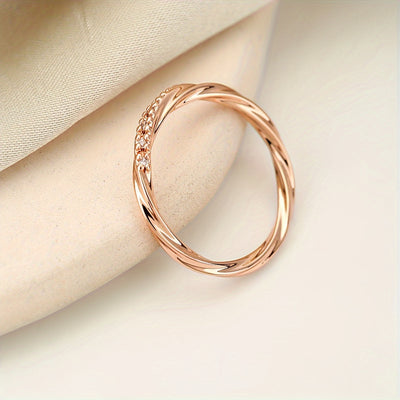 A Unique And Simple Ring, Fashionable And Elegant Women's Ring, Crown Fashion Couple Ring For Engagement And Wedding, A Stylish Accessory For Women, A Perfect Gift For Family, Friends, And Girls.