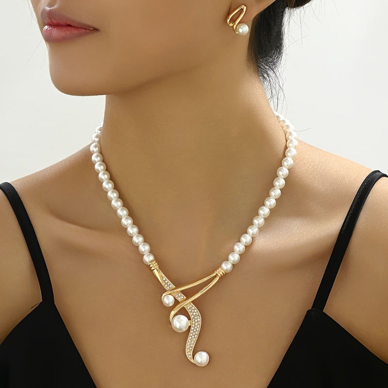 A Necklace and A Pair of Earrings, Imitation Pearl Necklace and Earrings, Bridal Banquet Sexy Imitation Pearl Necklace