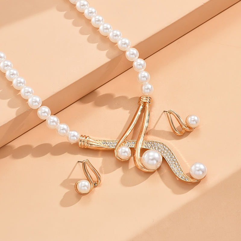 A Necklace and A Pair of Earrings, Imitation Pearl Necklace and Earrings, Bridal Banquet Sexy Imitation Pearl Necklace