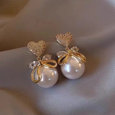 Fashion Cute Cupid Angel Stud Earrings For Women Elegant Retro French Gold Color Angel Pearl Earring Girls Party Jewelry Gifts