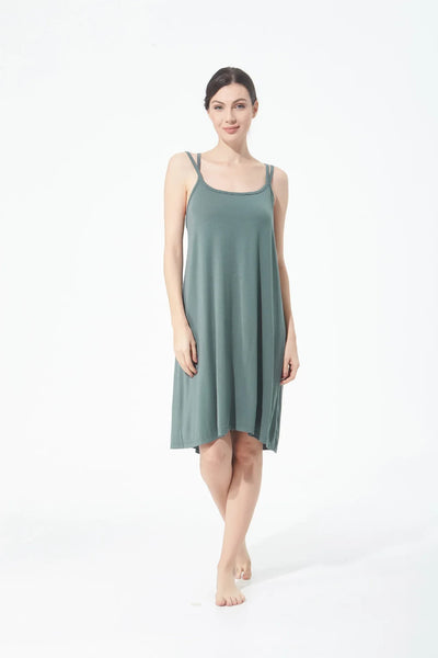 تنورة نسائية كاجوال أنيقة مثيرة مفتوحة الظهر كبيرة الحجم ذات قاعدة خلفية جميلة تنورة منزلية فضفاضة متقاطعة بأكمام طويلة