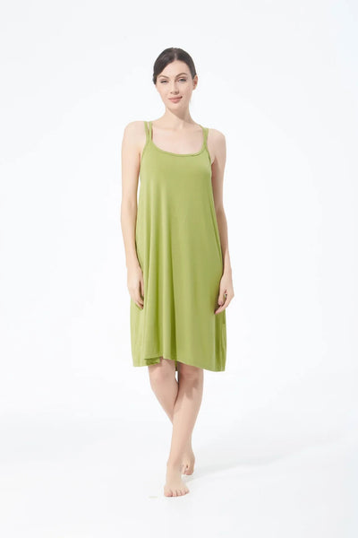 تنورة نسائية كاجوال أنيقة مثيرة مفتوحة الظهر كبيرة الحجم ذات قاعدة خلفية جميلة تنورة منزلية فضفاضة متقاطعة بأكمام طويلة