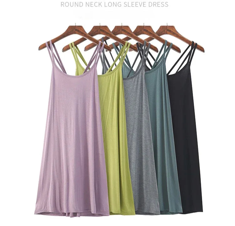 تنورة نسائية كاجوال أنيقة مثيرة مفتوحة الظهر كبيرة الحجم ذات قاعدة خلفية جميلة تنورة منزلية فضفاضة متقاطعة بأكمام طويلة