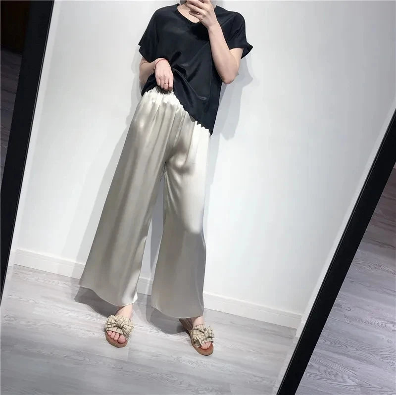 بيردسكي، قطعة واحدة من بنطلونات كابري واسعة الساق، مصنوعة من حرير التوت الطبيعي ١٠٠٪، مقاس إضافي، وخصر مرتفع. مقاس S-39