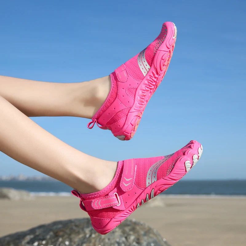 أحذية غوص خارجية مع نقاط مضادة للقطع ومضادة للانزلاق، أحذية شاطئ سريعة الجفاف، أحذية مائية لركوب الأمواج والغطس