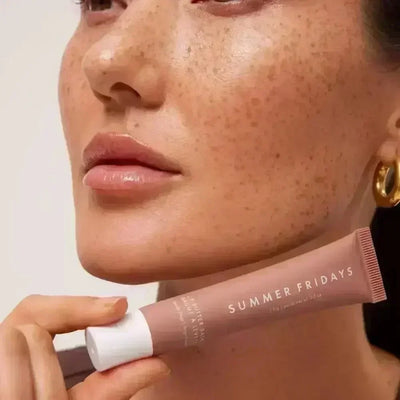 مرطب شفاه Summer Fridays، ملمع شفاه بمرآة، أحمر شفاه برائحة الفانيليا والسكر والقهوة والكعك، أحمر شفاه شفاف، زيت، مكياج