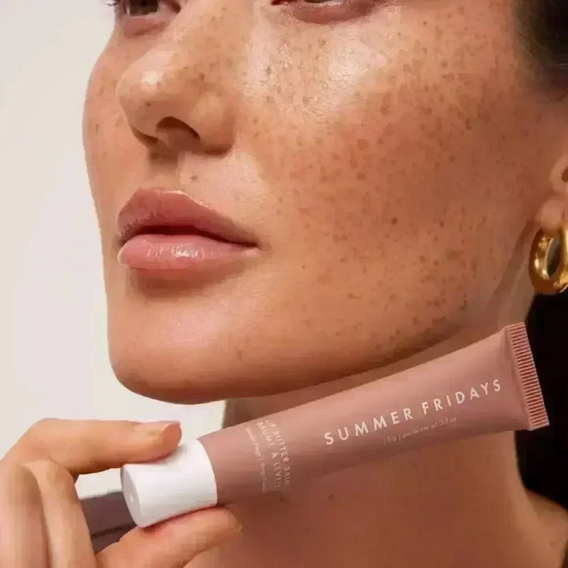مرطب شفاه Summer Fridays، ملمع شفاه بمرآة، أحمر شفاه برائحة الفانيليا والسكر والقهوة والكعك، أحمر شفاه شفاف، زيت، مكياج