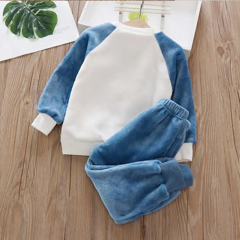 طقم بيجامات للأولاد من الصوف المرجاني بالإضافة إلى ملابس منزلية مخملية سميكة من الفلانيل للأطفال بدلة نوم شتوية دافئة مكونة من قطعتين بدلة بناتي