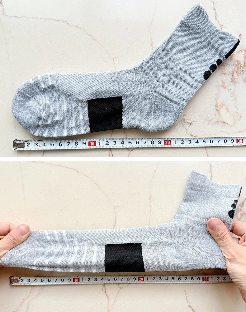 1/3 زوج من جوارب كرة القدم المضادة للانزلاق للرجال جوارب قطنية قصيرة وطويلة لكرة القدم وكرة السلة جوارب رياضية قابلة للتنفس ومزيلة للرائحة 39-45