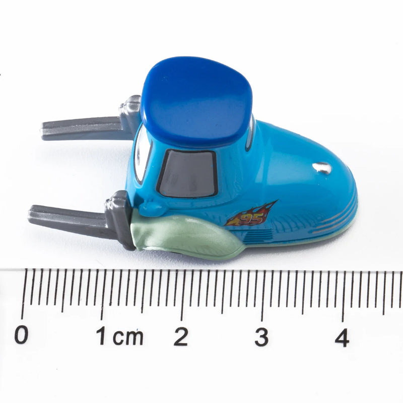 ديزني بيكسار كارز 3 لايتنينج ماكوين ألعاب ماتر مجموعة نماذج مركبات مصبوبة بمقياس 1:55 لعبة سيارة من السبائك المعدنية للأطفال هدايا