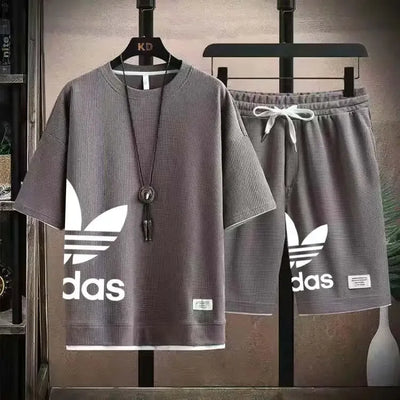 مجموعة ملابس رياضية رجالية جديدة لصيف 2025، مجموعة مكونة من قطعتين من تي شيرت + شورت عصري للرجال غير رسمي لكرة السلة