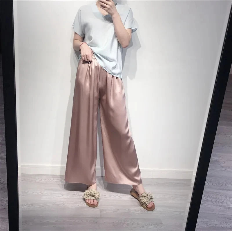 بيردسكي، قطعة واحدة من بنطلونات كابري واسعة الساق، مصنوعة من حرير التوت الطبيعي ١٠٠٪، مقاس إضافي، وخصر مرتفع. مقاس S-39