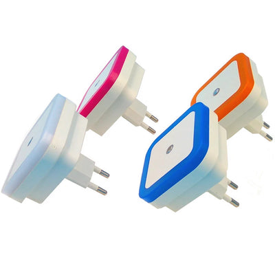 إضاءة ليلية لاسلكية LED مزودة بمستشعر إضاءة ليلية صغيرة بمقبس الاتحاد الأوروبي/الولايات المتحدة لإضاءة ديكور غرفة الأطفال وغرفة النوم وغرفة المعيشة