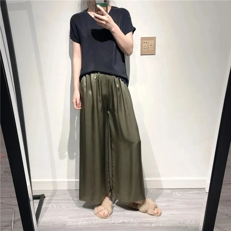 بيردسكي، قطعة واحدة من بنطلونات كابري واسعة الساق، مصنوعة من حرير التوت الطبيعي ١٠٠٪، مقاس إضافي، وخصر مرتفع. مقاس S-39