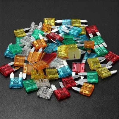 Fuse boxes come in various specifications, with 60 and 120PCS not having medium fuses, while 60PCS are packaged in bags