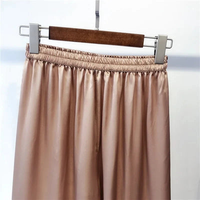 بيردسكي، قطعة واحدة من بنطلونات كابري واسعة الساق، مصنوعة من حرير التوت الطبيعي ١٠٠٪، مقاس إضافي، وخصر مرتفع. مقاس S-39