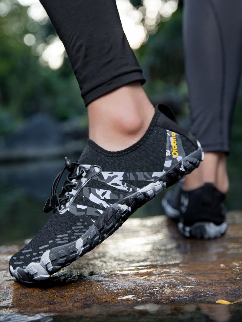 حذاء Oiaano للجنسين للرجال والنساء، مضاد للانزلاق، متين، أسود اللون، مقاوم للماء، نعل ناعم، خفيف الوزن، قابل للتنفس، رياضي للمشي والجري في الهواء الطلق