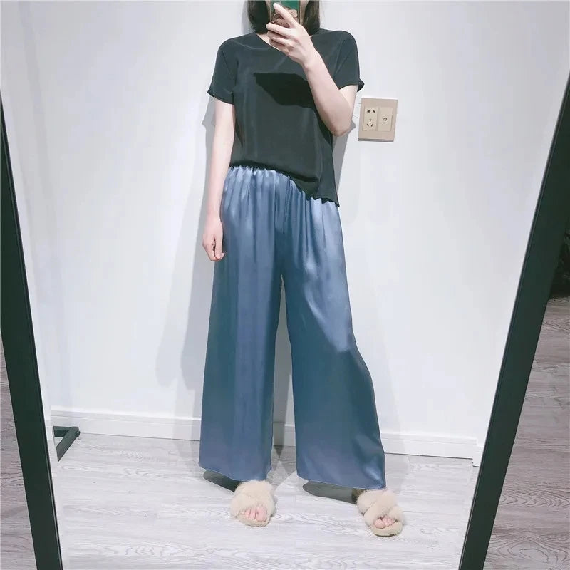 بيردسكي، قطعة واحدة من بنطلونات كابري واسعة الساق، مصنوعة من حرير التوت الطبيعي ١٠٠٪، مقاس إضافي، وخصر مرتفع. مقاس S-39