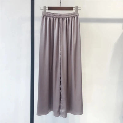 بيردسكي، قطعة واحدة من بنطلونات كابري واسعة الساق، مصنوعة من حرير التوت الطبيعي ١٠٠٪، مقاس إضافي، وخصر مرتفع. مقاس S-39