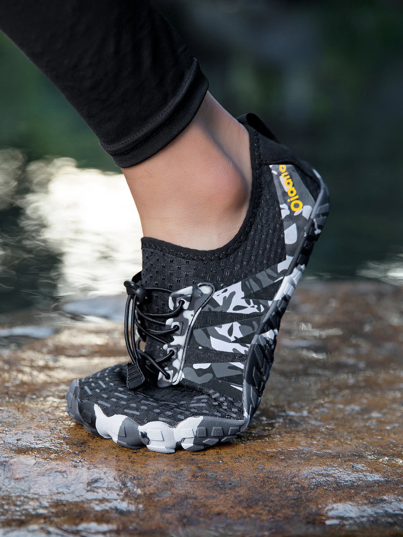 حذاء Oiaano للجنسين للرجال والنساء، مضاد للانزلاق، متين، أسود اللون، مقاوم للماء، نعل ناعم، خفيف الوزن، قابل للتنفس، رياضي للمشي والجري في الهواء الطلق