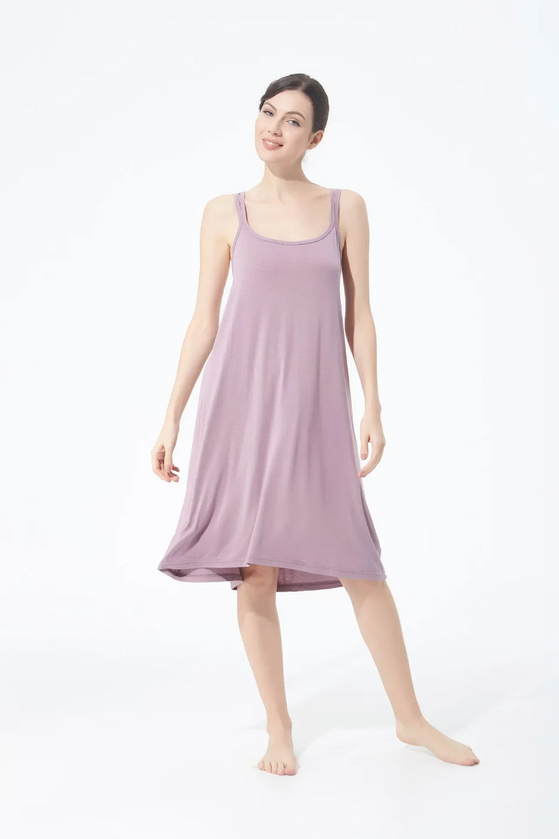 تنورة نسائية كاجوال أنيقة مثيرة مفتوحة الظهر كبيرة الحجم ذات قاعدة خلفية جميلة تنورة منزلية فضفاضة متقاطعة بأكمام طويلة