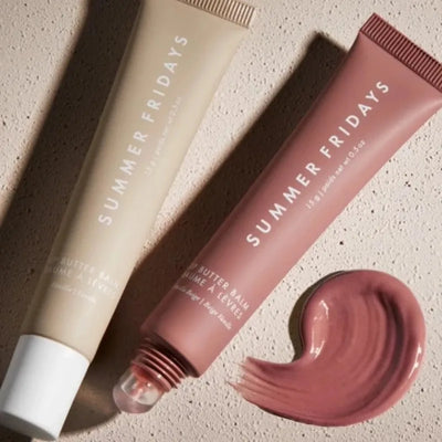مرطب شفاه Summer Fridays، ملمع شفاه بمرآة، أحمر شفاه برائحة الفانيليا والسكر والقهوة والكعك، أحمر شفاه شفاف، زيت، مكياج