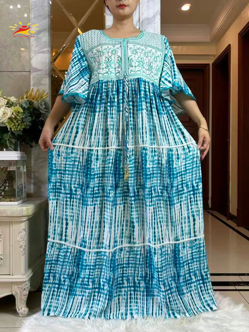 فستان صيفي جديد لعام 2025 عباية إسلامية بأكمام قصيرة وخصر مجمع مزهر فضفاض من بوبو ماكسي إسلامي للنساء ملابس عباية أفريقية