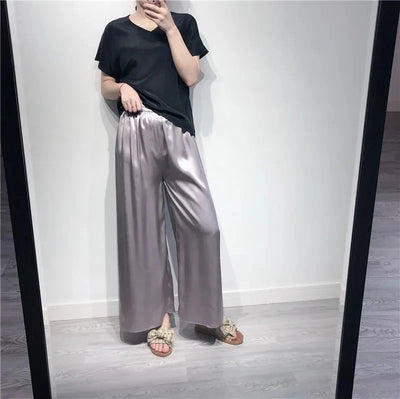 بيردسكي، قطعة واحدة من بنطلونات كابري واسعة الساق، مصنوعة من حرير التوت الطبيعي ١٠٠٪، مقاس إضافي، وخصر مرتفع. مقاس S-39