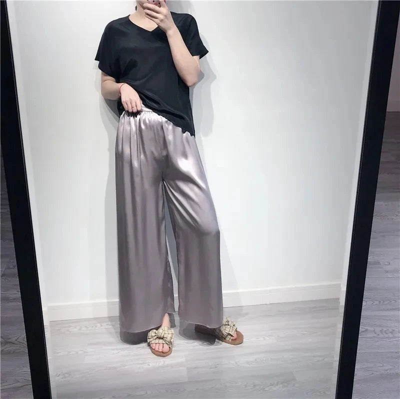 بيردسكي، قطعة واحدة من بنطلونات كابري واسعة الساق، مصنوعة من حرير التوت الطبيعي ١٠٠٪، مقاس إضافي، وخصر مرتفع. مقاس S-39