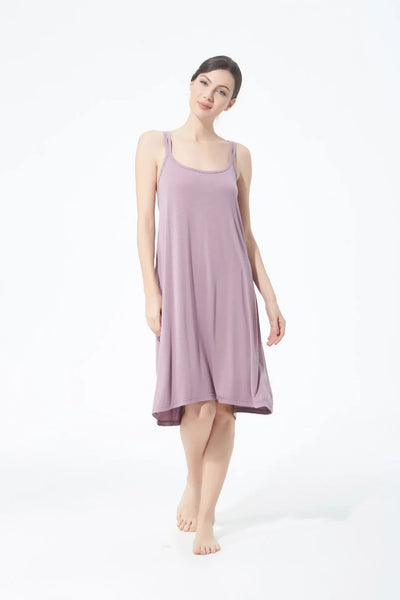 تنورة نسائية كاجوال أنيقة مثيرة مفتوحة الظهر كبيرة الحجم ذات قاعدة خلفية جميلة تنورة منزلية فضفاضة متقاطعة بأكمام طويلة