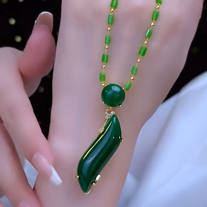 Elegant Green Charm Bamboo Pendant Necklace for Women - Golden-Tone Alloy Chain with Resin Detailing, Fashionable Collarbone Jewelry, Fashion Accessory | Elegant Jewelry | Decorative Beads