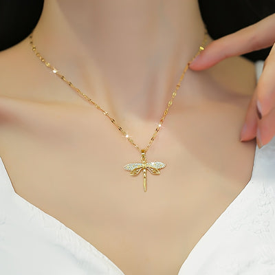 Women'S Elegant Dragonfly Pendant Necklace with Synthetic Zirconia - 18K Golden Plated Stainless Steel Chain, Interlocking Link Design, All-season Versatile Jewelry Gift For Her, Cute Necklace, Daily Wear Jewelry, Sophisticat