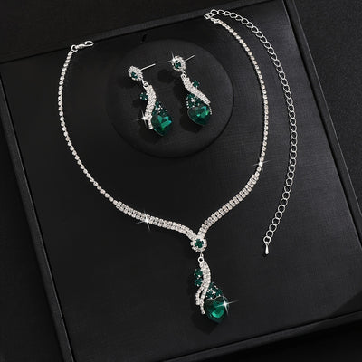 One Necklace + One Pair of Earrings Two-Piece Set Love Heart Necklace and Earrings Wedding Jewelry Suitable for Dress Banquet Wear