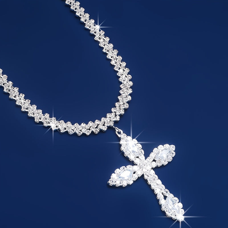 Luxury Sparkling Rhinestone Cross Pendant Necklace for Women - Elegant -Studded Jewelry for Daily Wear & Special Occasions, Year-Round Versatile Accessory, Necklace Pendant, Sophisticated Style, Synthetic Zirconia Stones