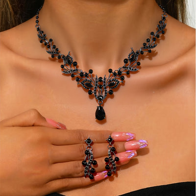 3pcs Women's Golden Jewelry Set with Black Rhinestone Flower Necklace and Earrings - Perfect Gift for Lovers, Weddings, Parties, Christmas, Family Gatherings