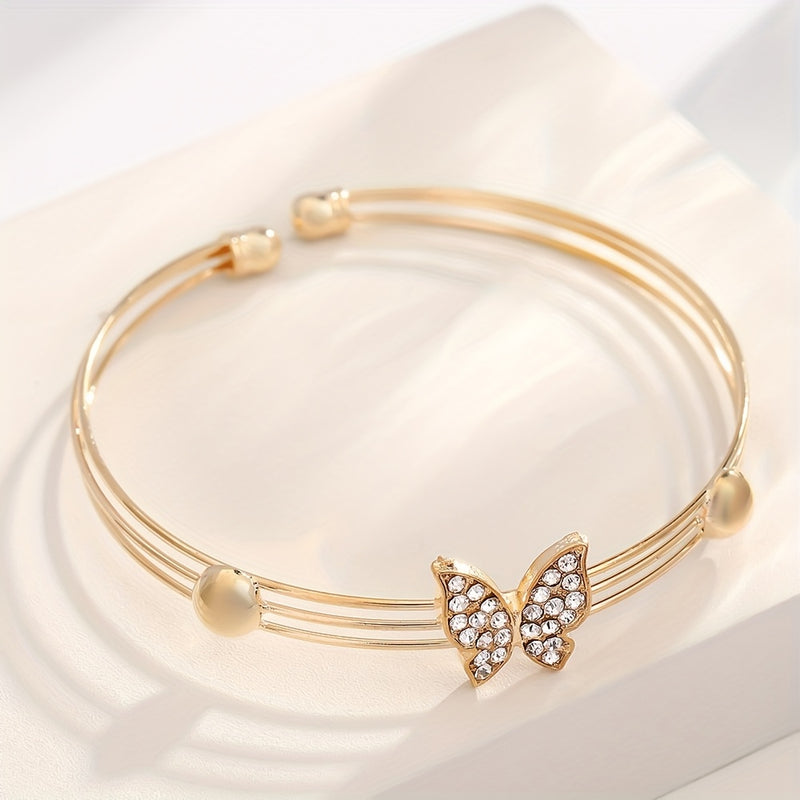 4pcs Stylish Minimalist Shiny Butterfly Pendant Necklace, Bracelet, Ring, and Earrings Set for Girls - Elegant Best Friend Jewelry Collection, for Teenager