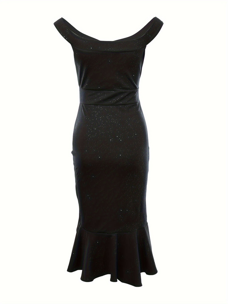 فستان بحافة ورقة اللوتس البودرة